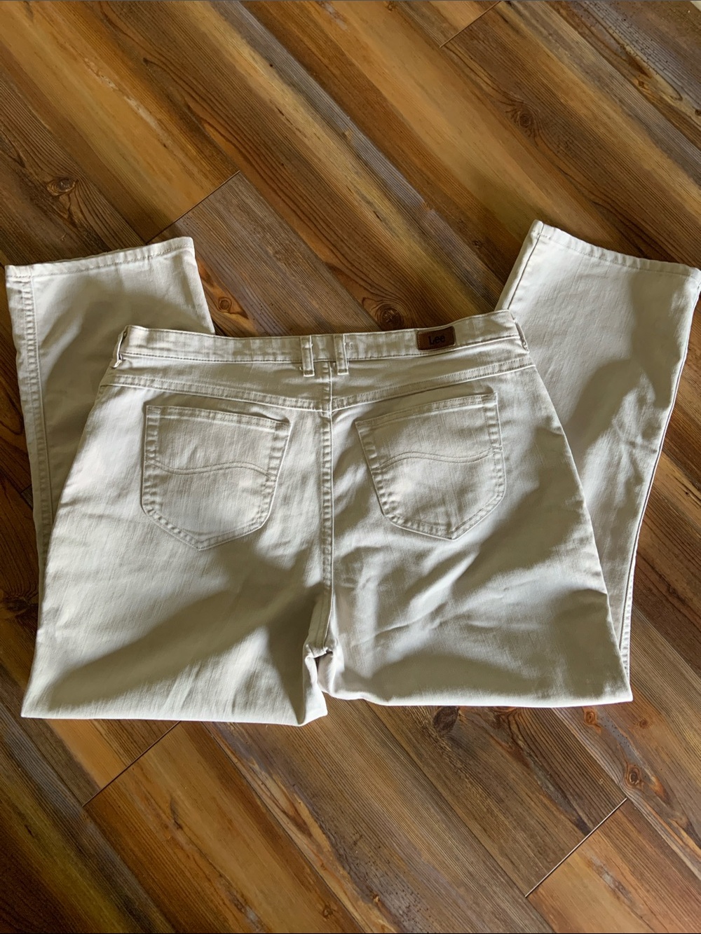 Lee Jeans Relaxed Straight Leg At The Waist size 18W - Picture 9 of 12